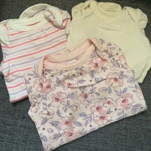 Gap long sleeve onsies